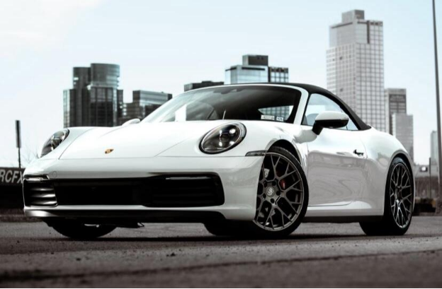 A Porsche 911 C4S