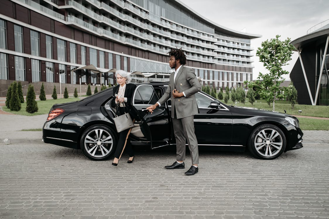 Top 7 Corporate Event Scenarios That Call for a Luxury Car
